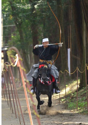 中村八幡宮例大祭(流鏑馬)